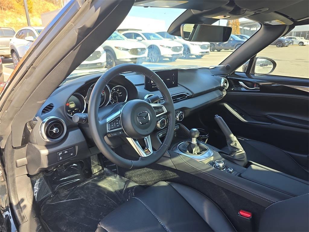new 2025 Mazda MX-5 Miata RF car, priced at $32,340