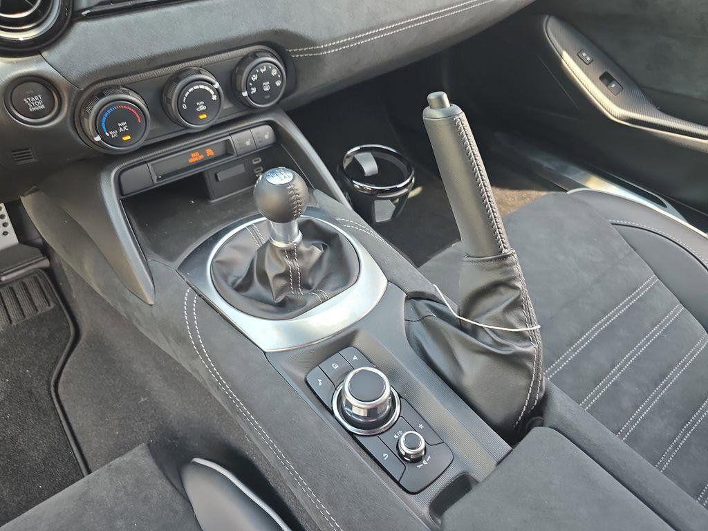 new 2026 Mazda MX-5 Miata car