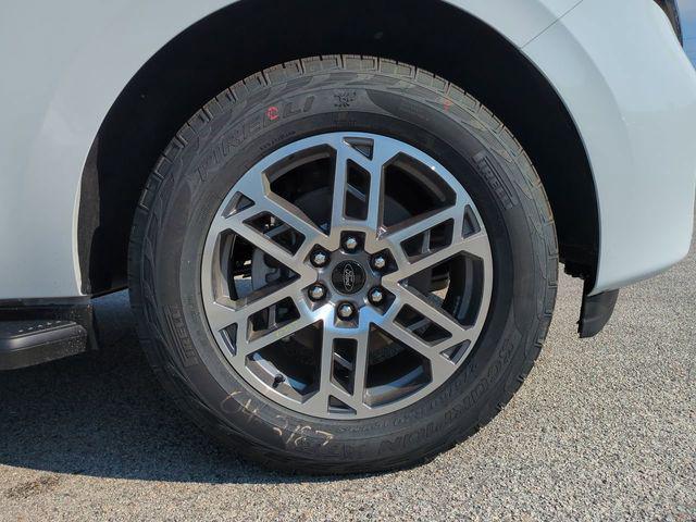 new 2026 Ford Expedition car, priced at $71,606