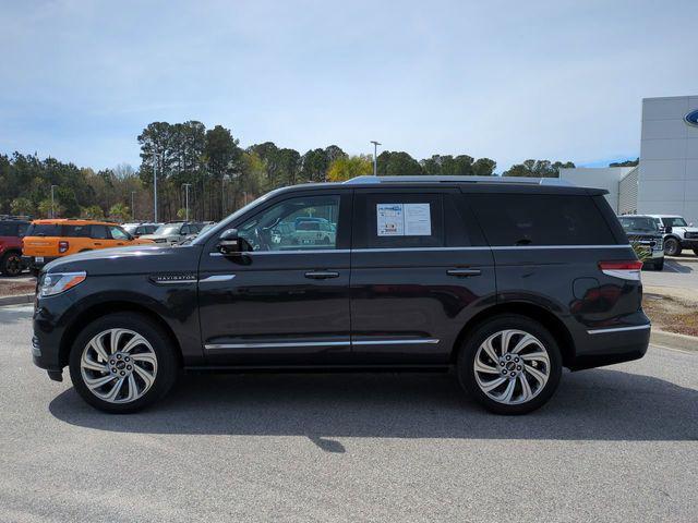 used 2022 Lincoln Navigator car, priced at $59,650