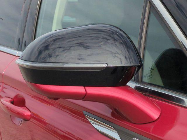 used 2025 Lincoln Corsair car, priced at $39,075