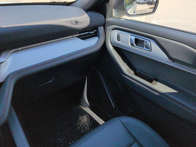 new 2027 Ford Explorer car, priced at $43,511