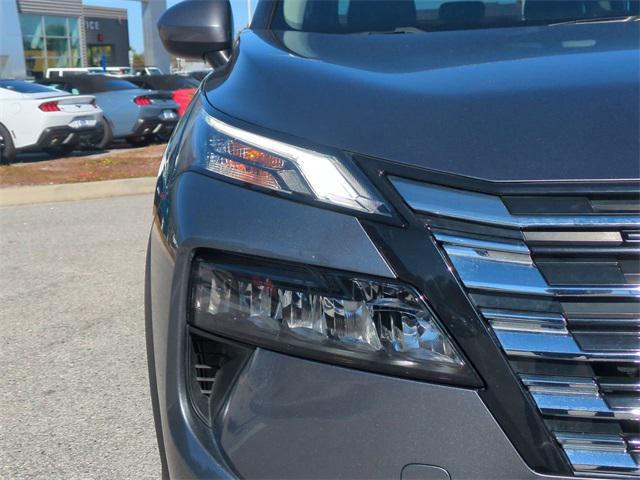 used 2024 Nissan Rogue car, priced at $22,994