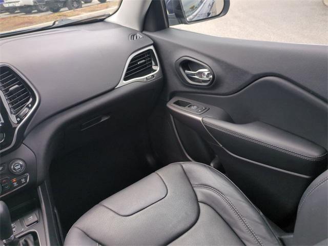 used 2021 Jeep Cherokee car, priced at $20,255