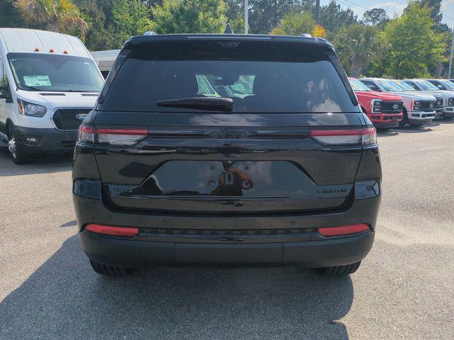 used 2024 Jeep Grand Cherokee car, priced at $38,985