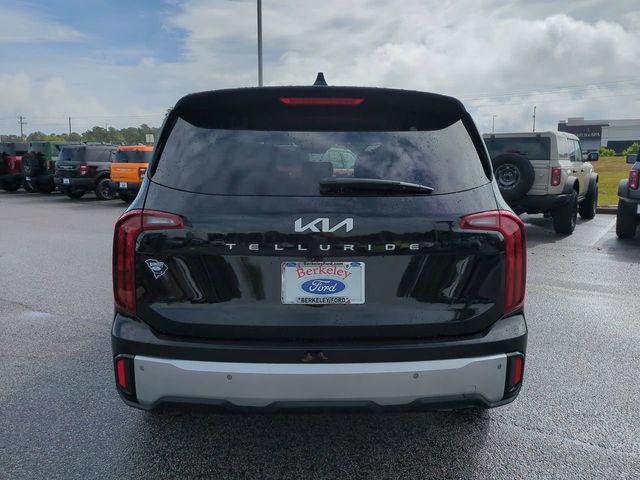 used 2024 Kia Telluride car, priced at $31,895