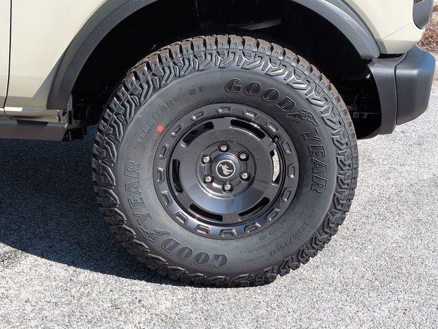 new 2025 Ford Bronco car, priced at $60,567