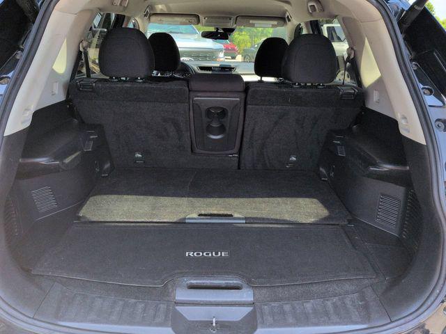 used 2019 Nissan Rogue car, priced at $15,895