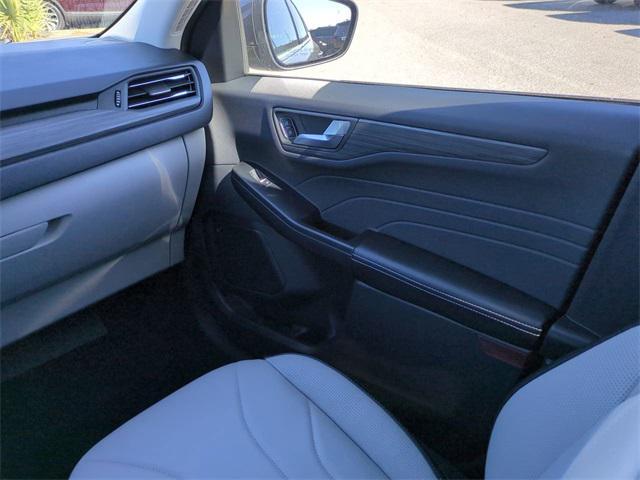 new 2025 Ford Escape PHEV car, priced at $33,833