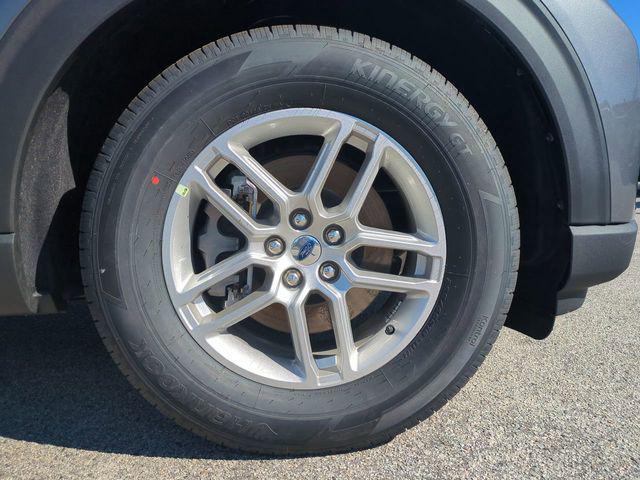 new 2026 Ford Explorer car, priced at $44,048