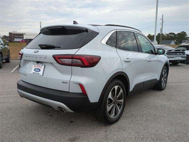 used 2025 Ford Escape car, priced at $28,789