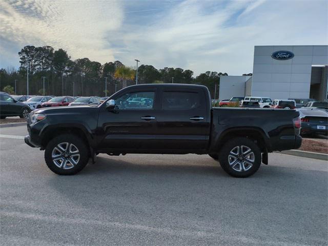 used 2017 Toyota Tacoma car, priced at $26,995