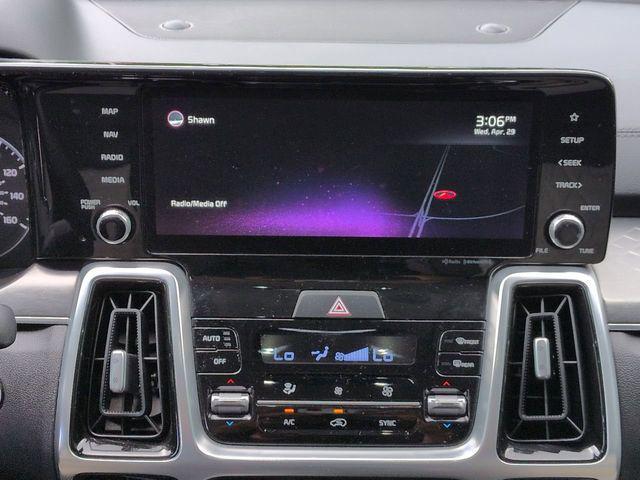 used 2022 Kia Sorento car, priced at $24,895