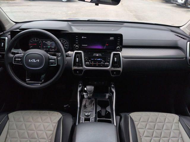 used 2022 Kia Sorento car, priced at $24,895