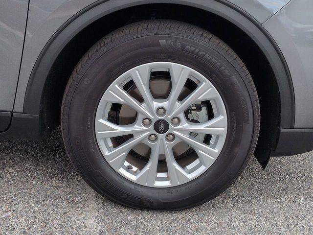 used 2025 Ford Escape car, priced at $24,994