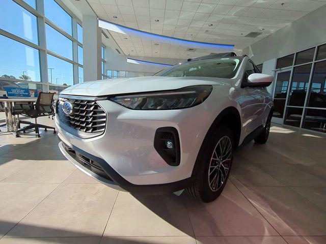 new 2025 Ford Escape PHEV car, priced at $37,730