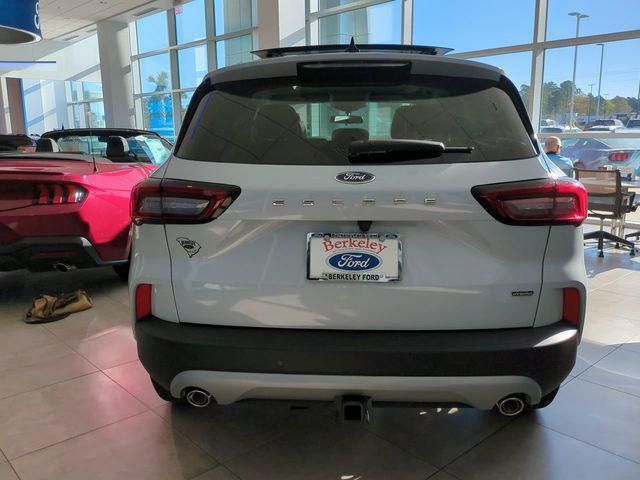 new 2025 Ford Escape PHEV car, priced at $37,730