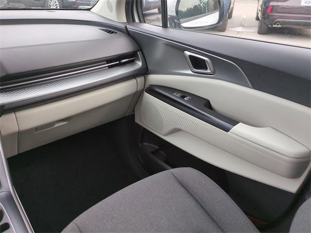 used 2023 Kia Carnival car, priced at $25,789