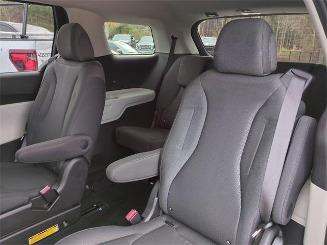 used 2023 Kia Carnival car, priced at $25,789
