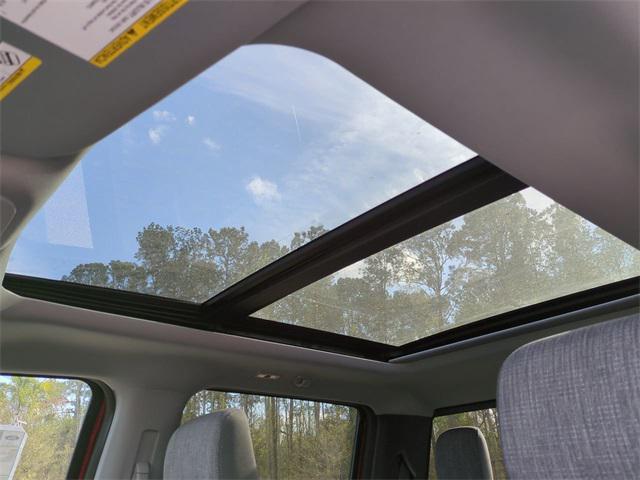 new 2025 Ford F-250 car, priced at $75,067