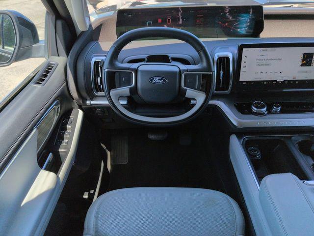 used 2025 Ford Expedition car, priced at $68,985