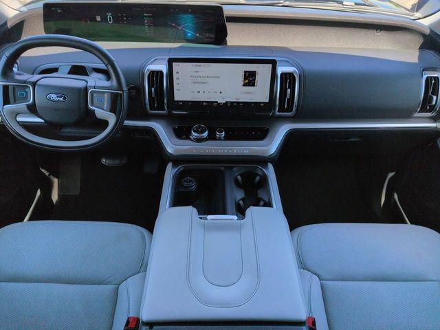 used 2025 Ford Expedition car, priced at $68,985