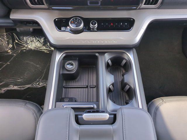 new 2026 Ford Expedition car, priced at $66,756