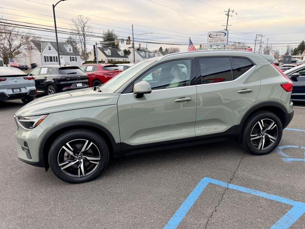 used 2023 Volvo XC40 car, priced at $21,999