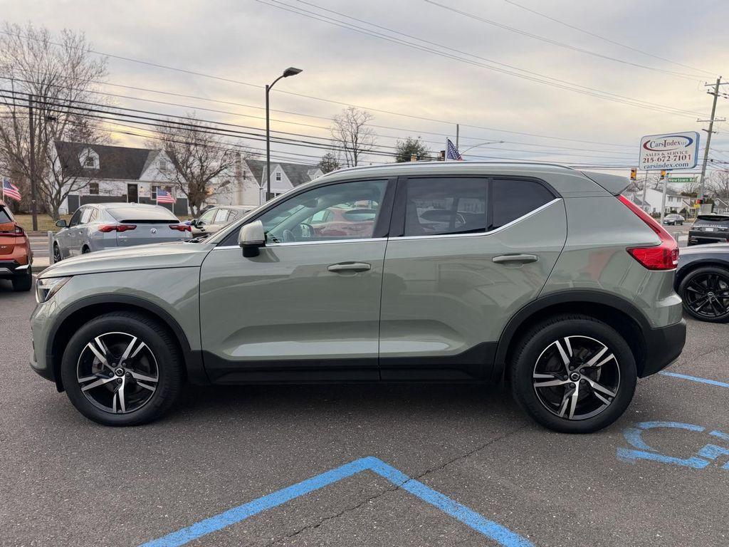 used 2023 Volvo XC40 car, priced at $21,999
