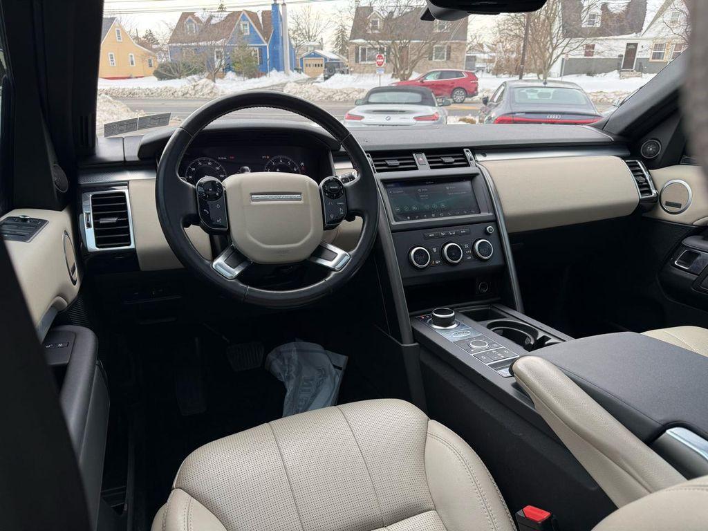 used 2020 Land Rover Discovery car, priced at $17,989