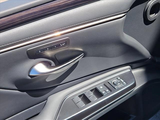 used 2020 Lexus ES 300h car, priced at $28,098