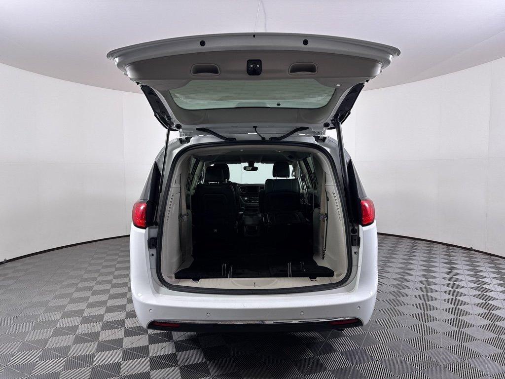 used 2020 Chrysler Pacifica car, priced at $15,667