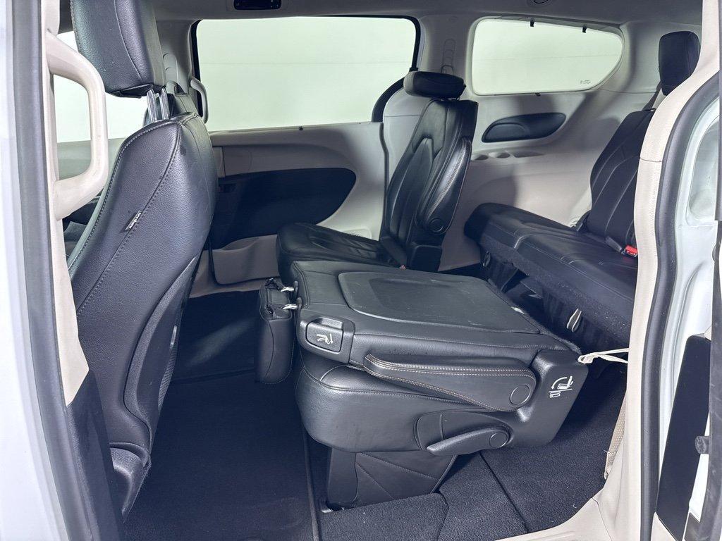 used 2020 Chrysler Pacifica car, priced at $15,667