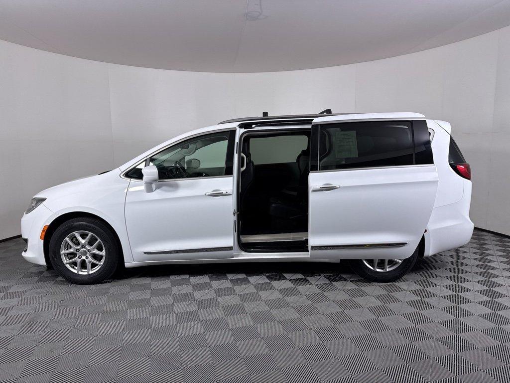 used 2020 Chrysler Pacifica car, priced at $15,667