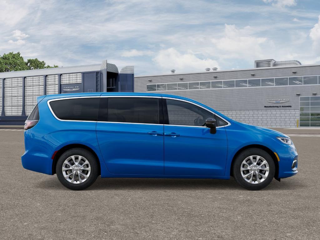 new 2026 Chrysler Pacifica car, priced at $46,280