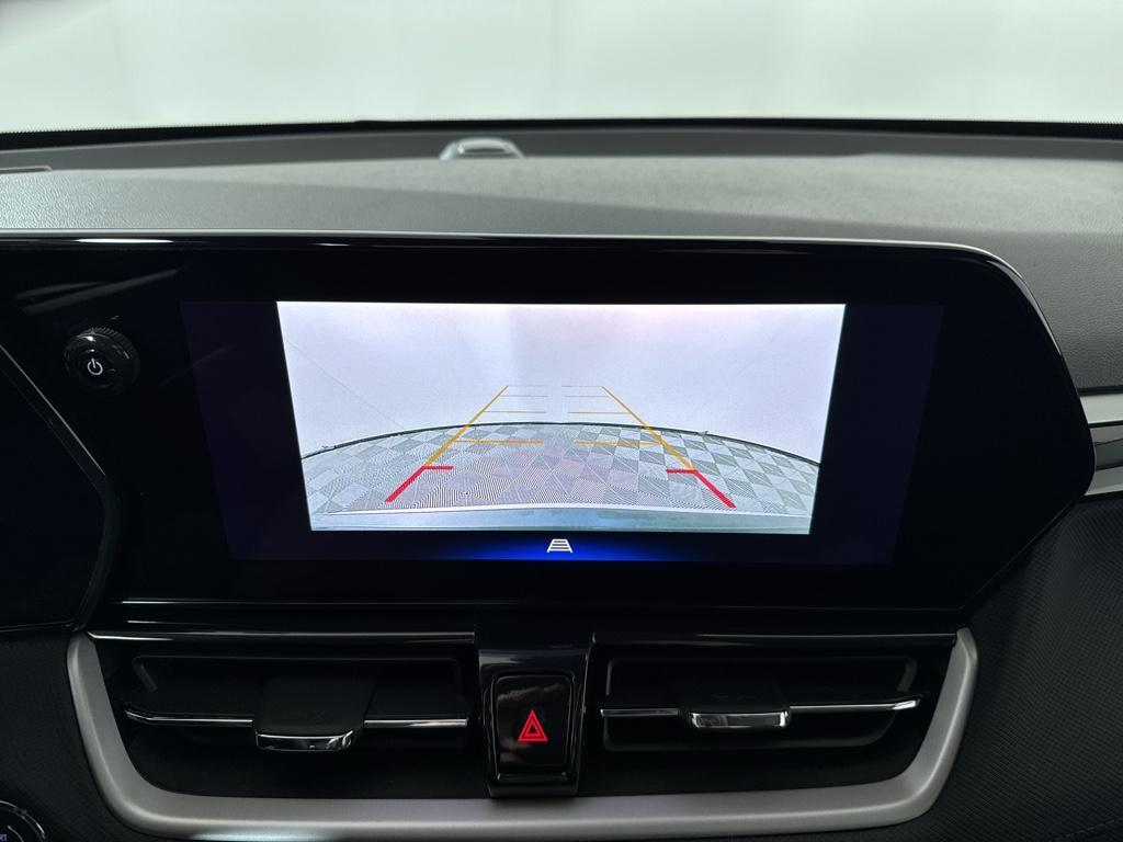 used 2025 Chevrolet TrailBlazer car, priced at $20,520