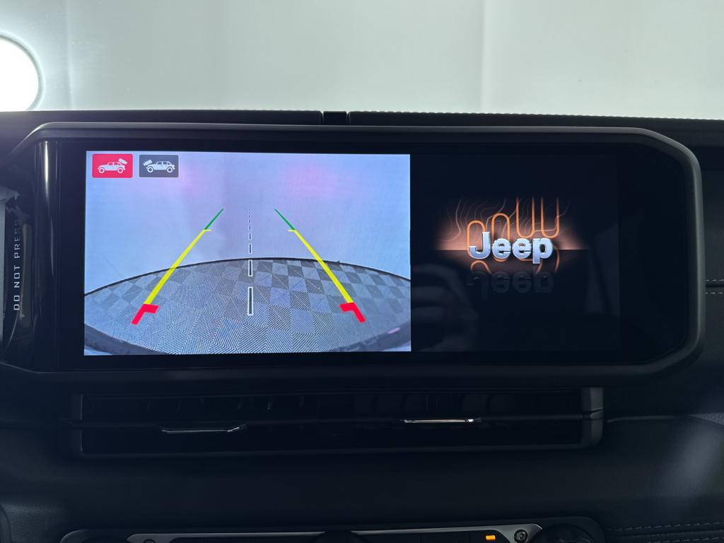 new 2025 Jeep Wrangler car, priced at $43,125