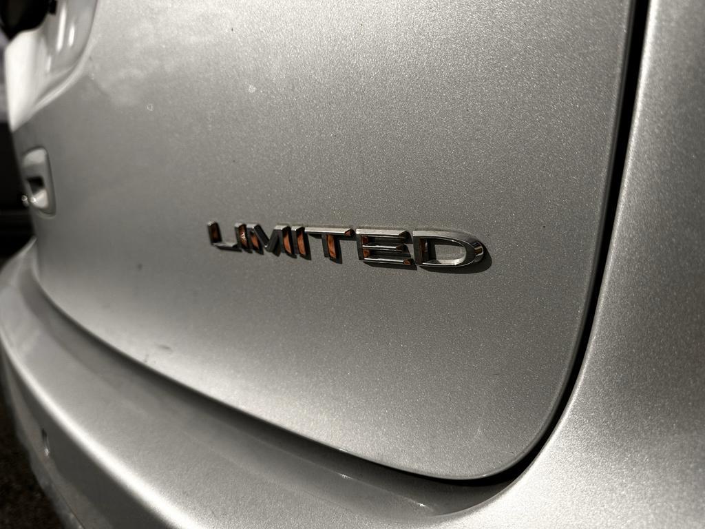 used 2024 Chrysler Pacifica car, priced at $36,921