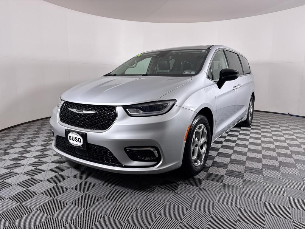 used 2024 Chrysler Pacifica car, priced at $38,132