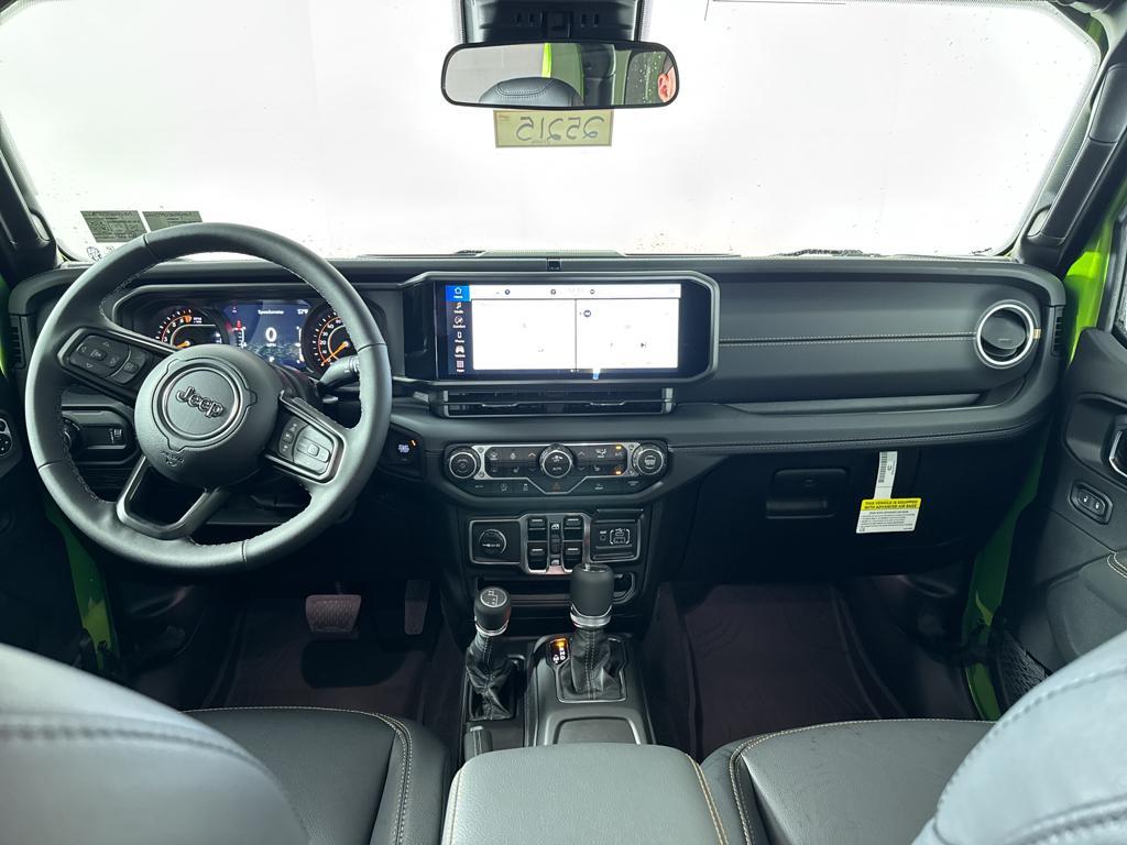 new 2025 Jeep Gladiator car, priced at $41,855