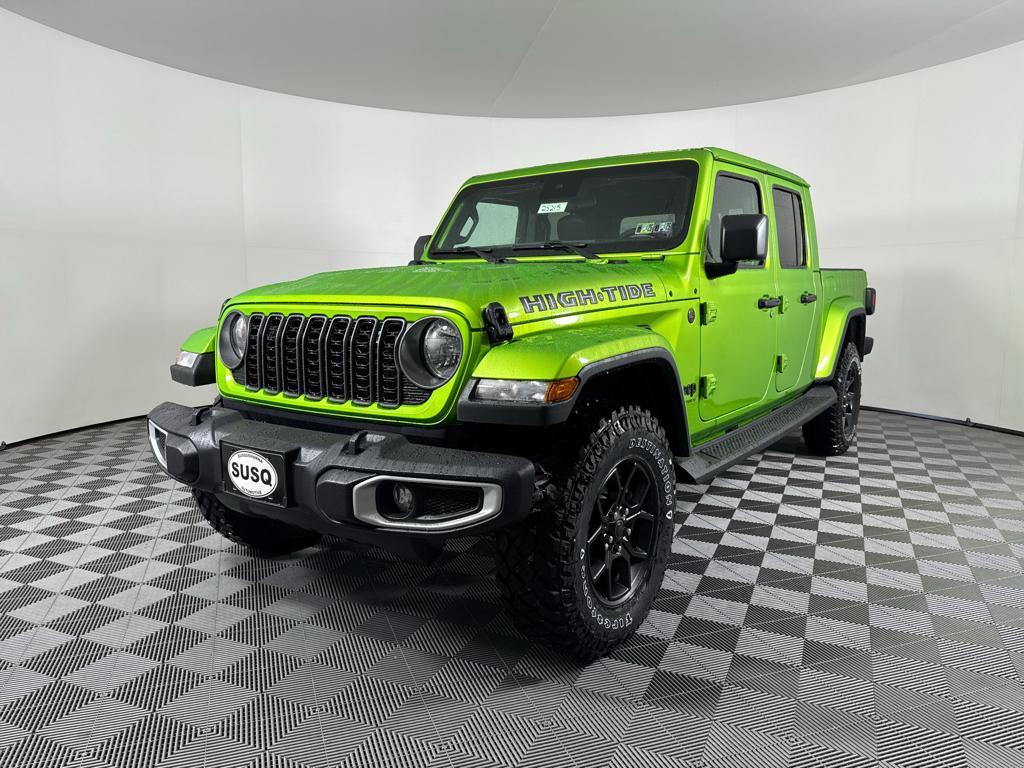 new 2025 Jeep Gladiator car, priced at $41,855