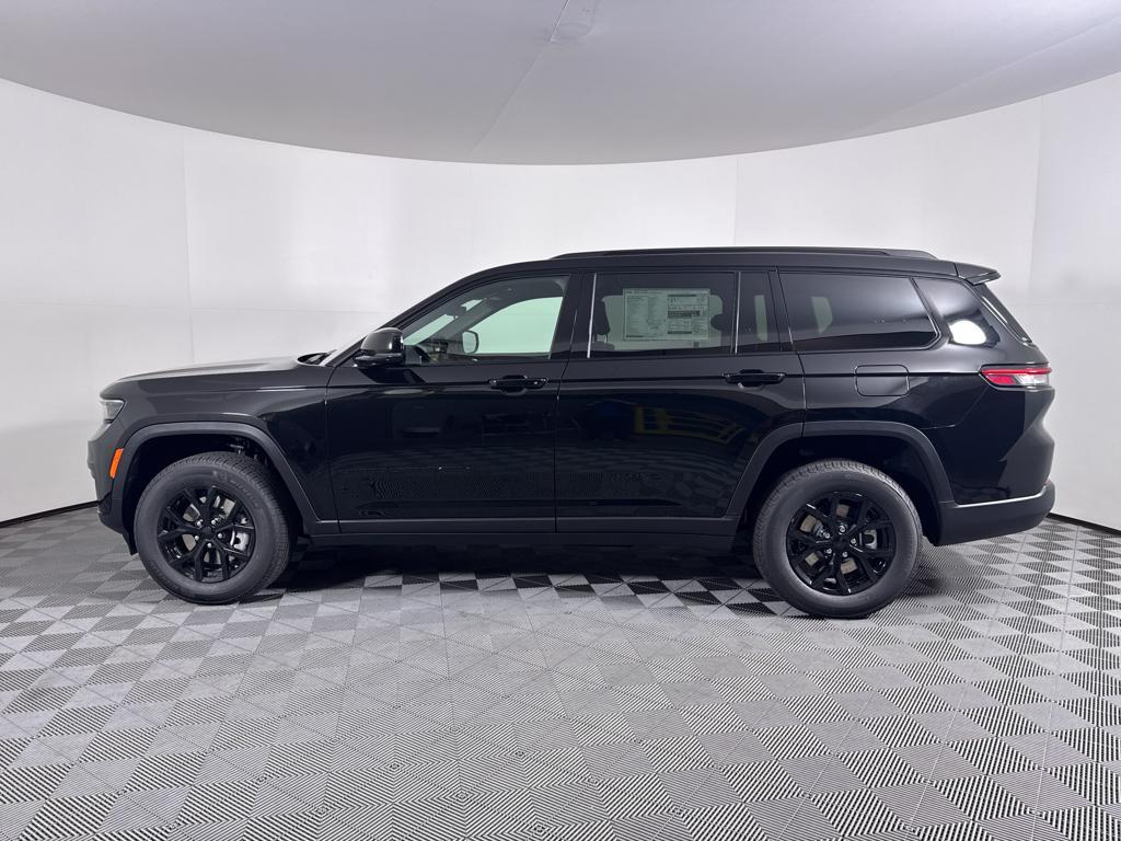 new 2025 Jeep Grand Cherokee L car, priced at $45,225