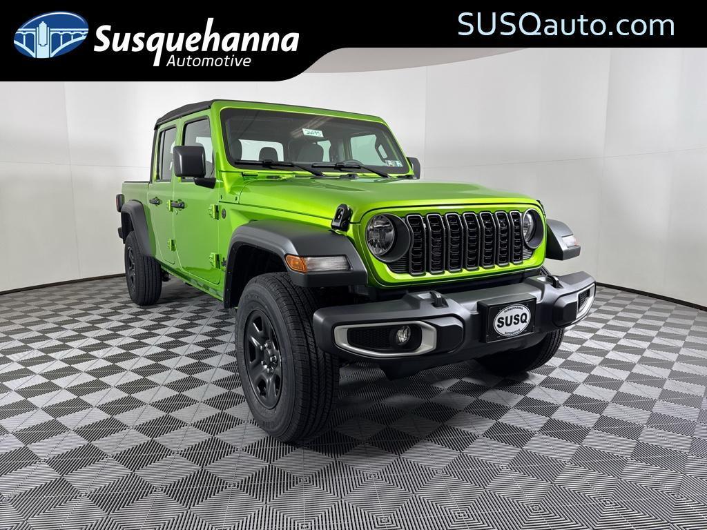 new 2026 Jeep Gladiator car, priced at $40,590