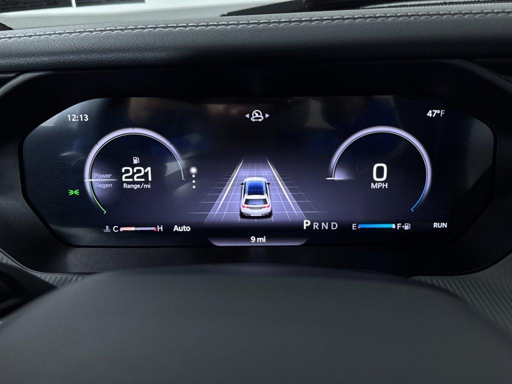 new 2026 Jeep Cherokee car, priced at $39,990