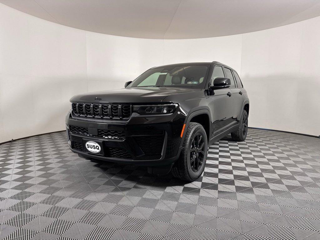 new 2026 Jeep Grand Cherokee car, priced at $45,525