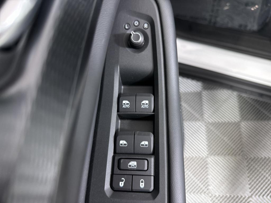 new 2025 Jeep Grand Cherokee car, priced at $34,575