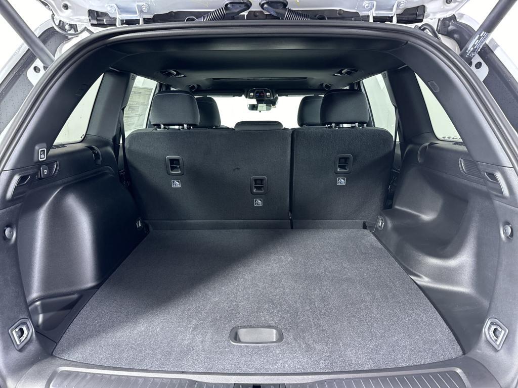 new 2025 Jeep Grand Cherokee car, priced at $34,575