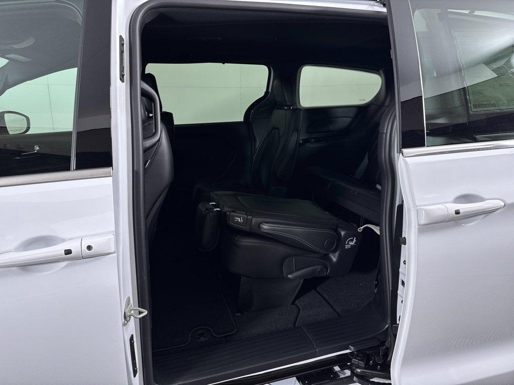 new 2026 Chrysler Voyager car, priced at $40,140