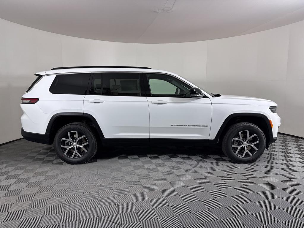new 2025 Jeep Grand Cherokee L car, priced at $47,515