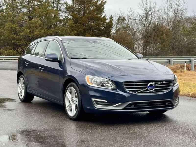 used 2015 Volvo V60 car, priced at $9,900